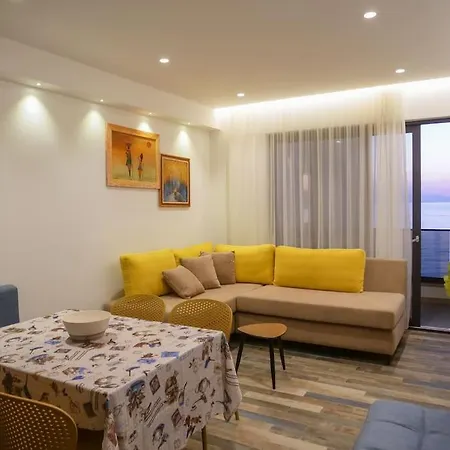 Luxury Golden 3 Sarande